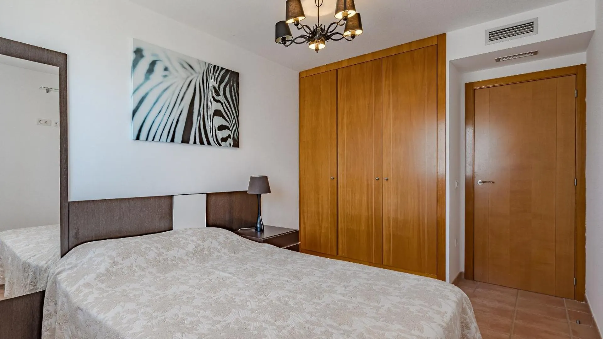 אדחה Townhouse Paraiso 2
